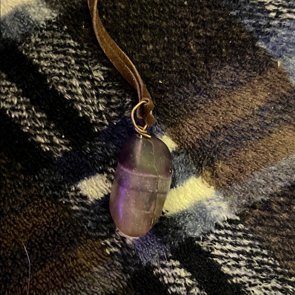 Elegant Purple Pendant Necklace
